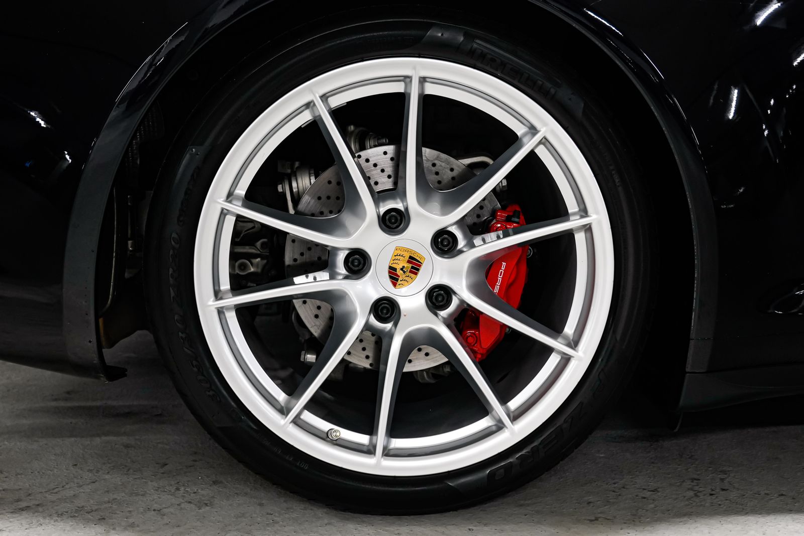2015 Porsche 911 Carrera 4S — photo 47