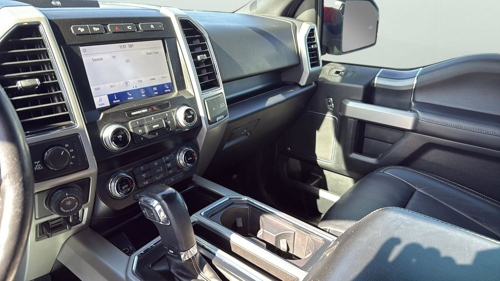 Used Car 2020 Ford F-150  Lariat For Sale Under $30,000 In Austin, Texas