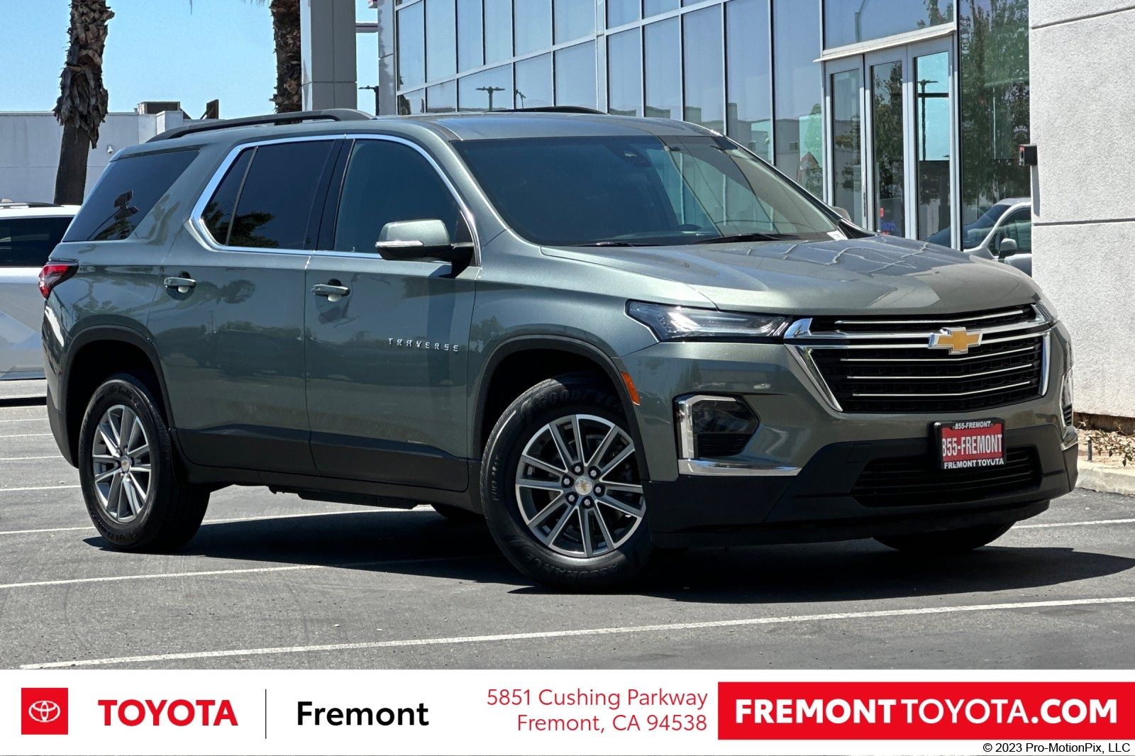 2023 Chevrolet Traverse LT Cloth FWD