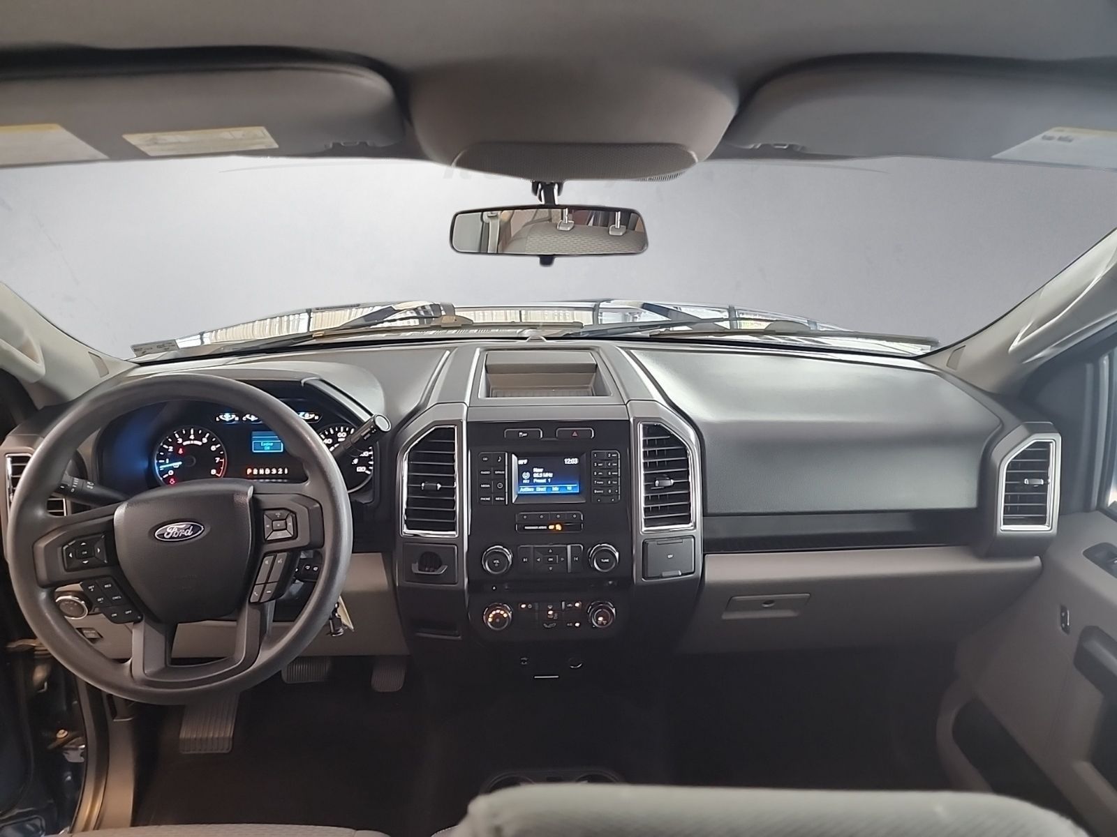 Used 2016 Blue Jeans Metallic Ford XLT image 3