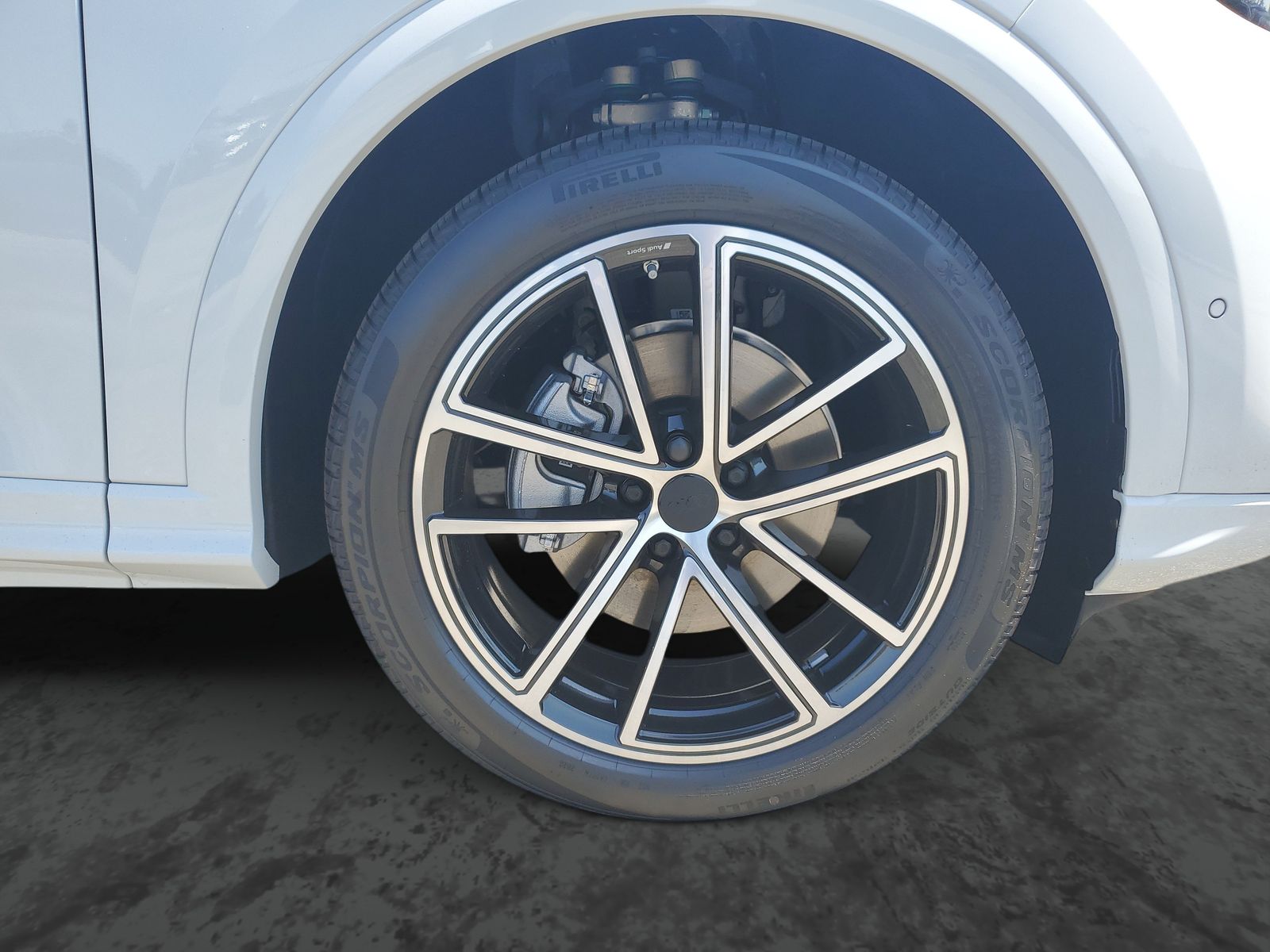 Vehicle photo