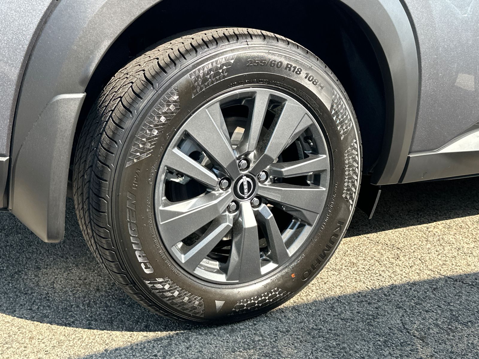 View vehicle photo 5