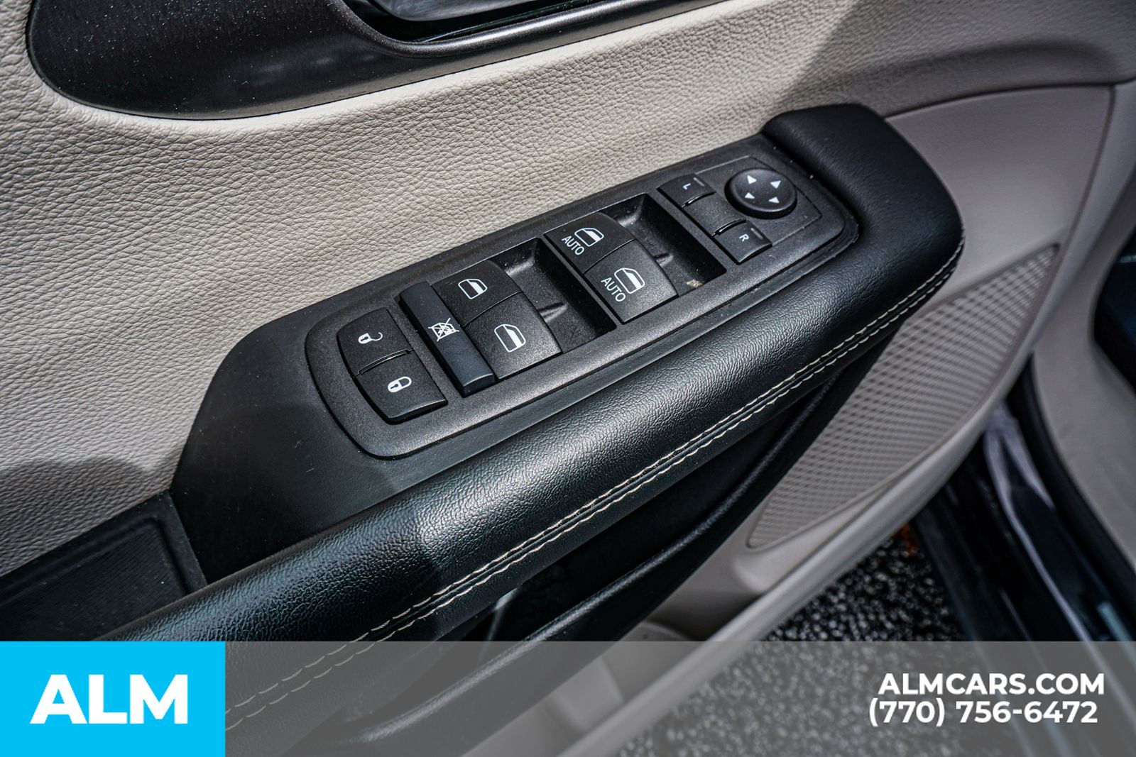 Used 2024 Black Chrysler Touring L image 51