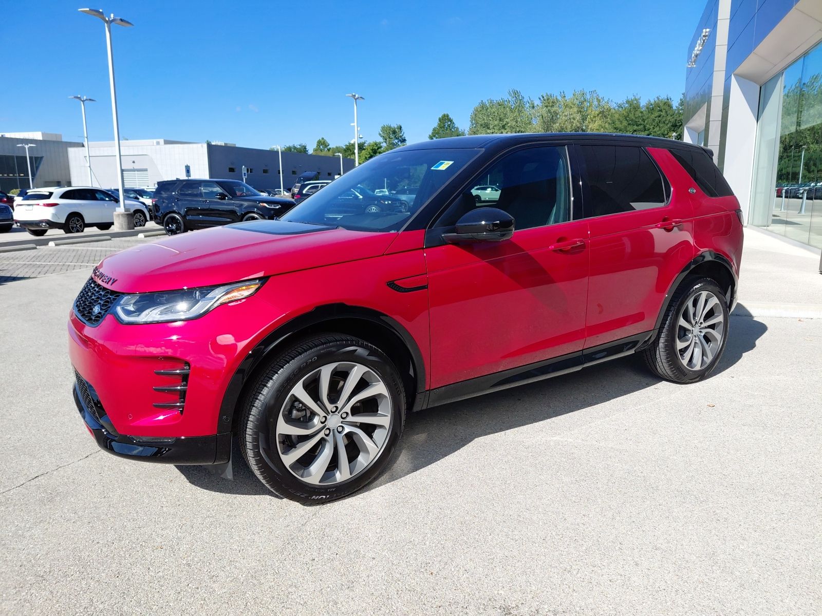 2025 Land Rover Discovery Sport P250 Dynamic SE AWD
