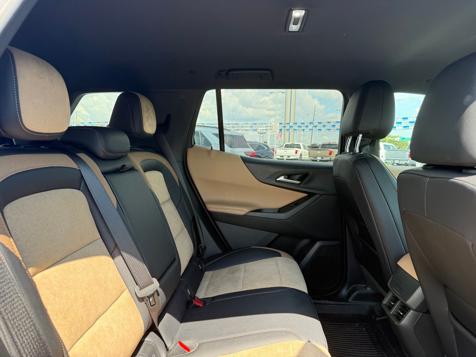 2026 Chevrolet Equinox image 16
