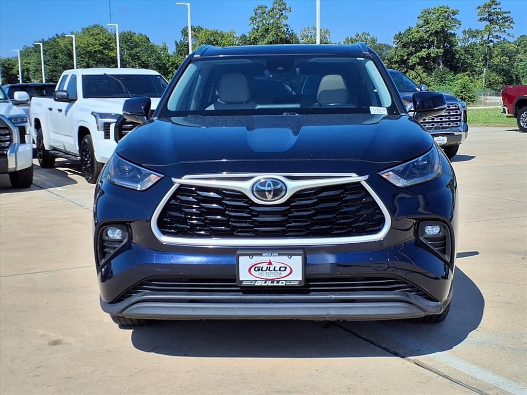 2021 Toyota Highlander XLE Blue at DeMontrond Mazda