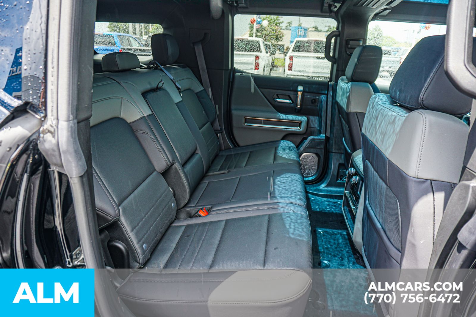 Used 2024 Black GMC 2X image 23