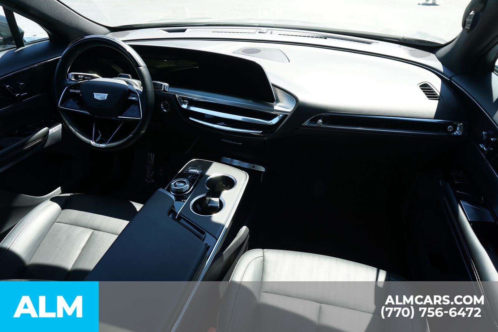 Used 2024 Silver Cadillac Luxury image 29