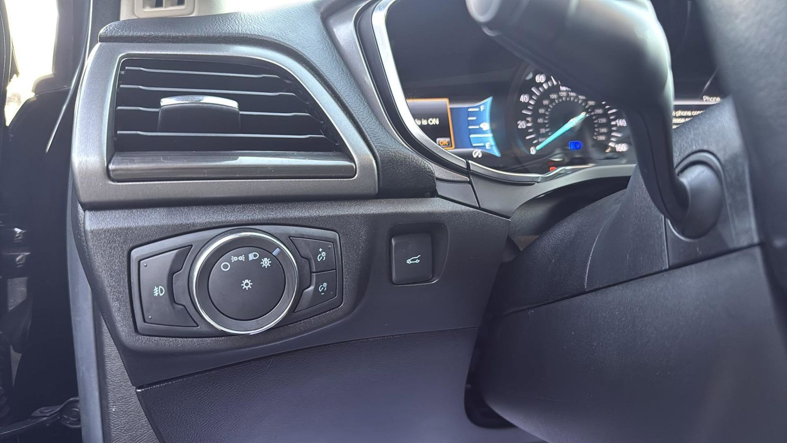 Used Car 2017 Ford Fusion  Se For Sale Under $12,000 In Austin, Texas