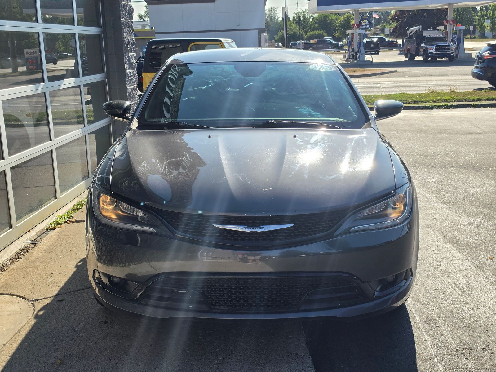 2015 Chrysler 200 #2