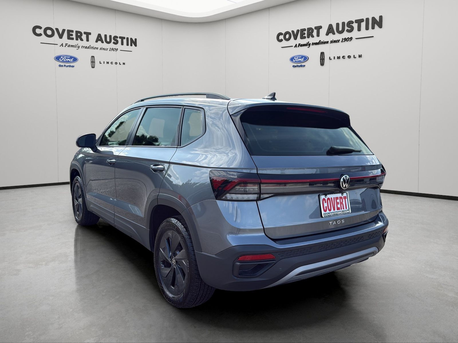 Used 2025 Gray Volkswagen 1.5T S image 3
