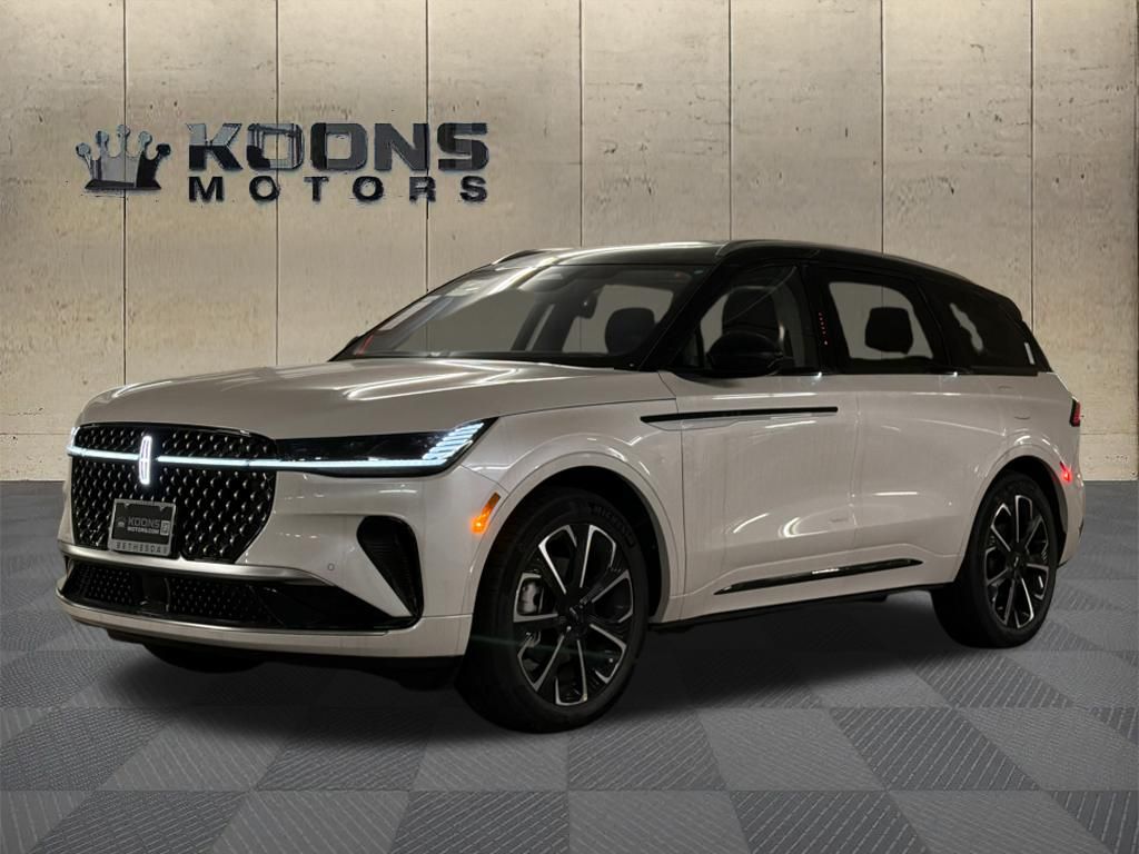 White Platinum Clearcoat Metallic 2026 Lincoln Nautilus SUV / Crossover All-Wheel Drive Continuously Variable Transmission