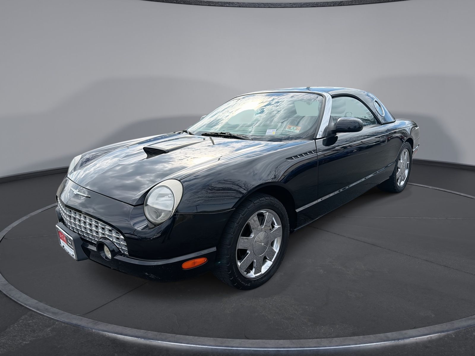 2002 Ford Thunderbird Deluxe RWD