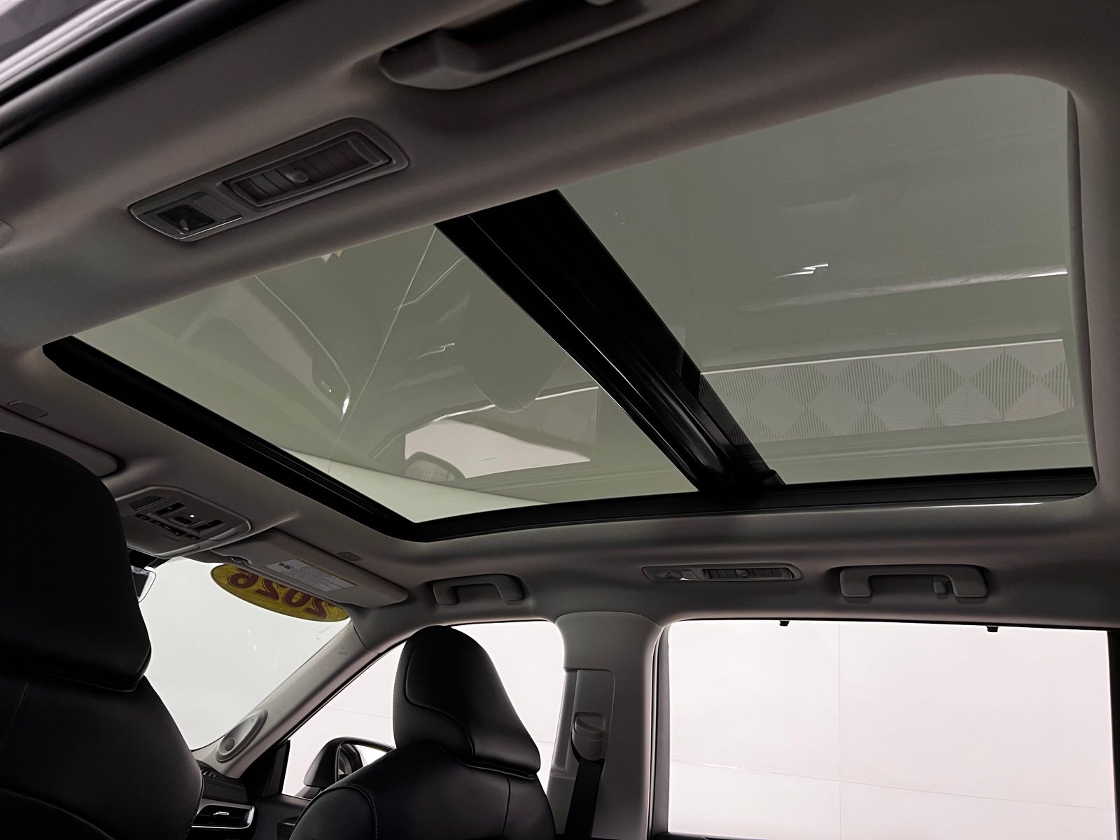 Thumbnail: 2026 Toyota Highlander - 24