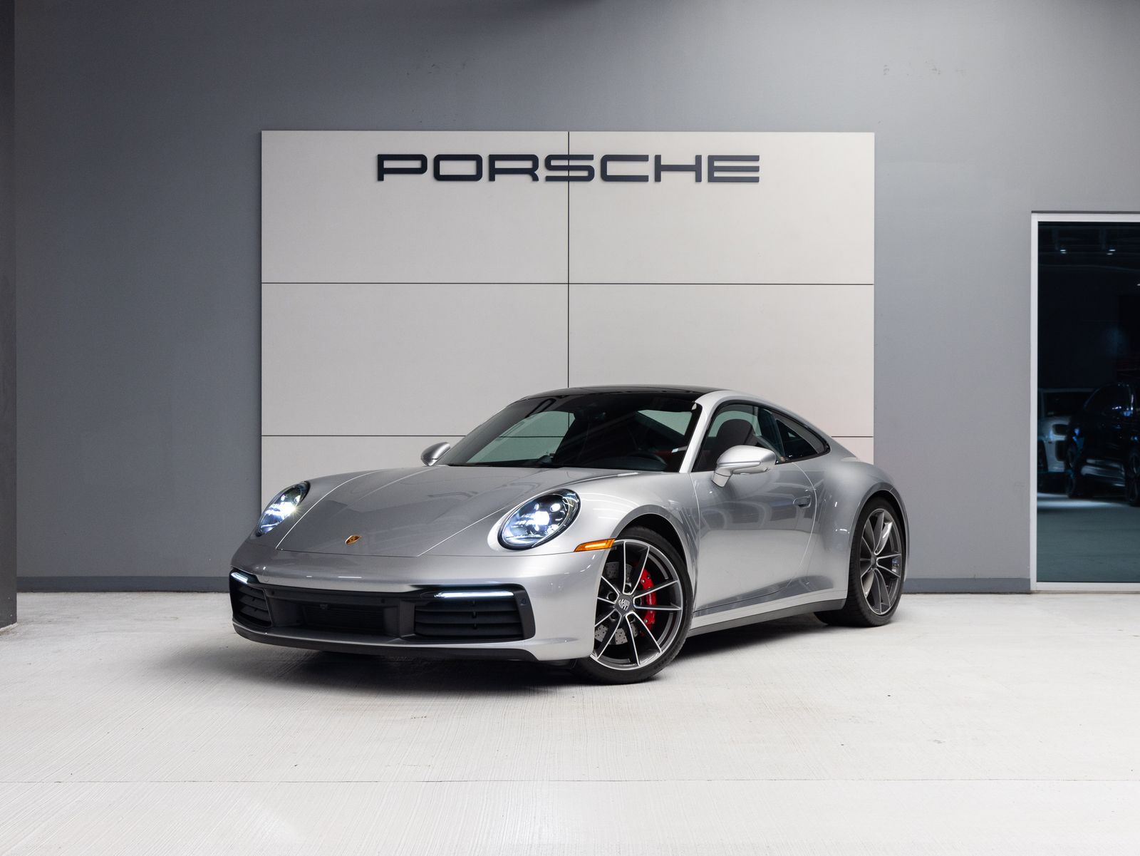 GT Silver Metallic 2024 Porsche 911 Coupe Rear-Wheel Drive 8-Speed Automatic