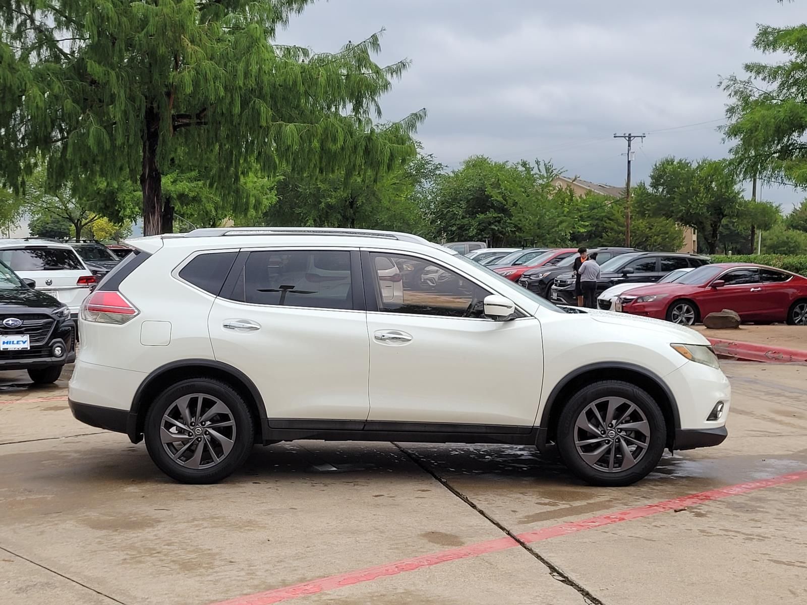 used 2016 Nissan Rogue car, priced at $14,000