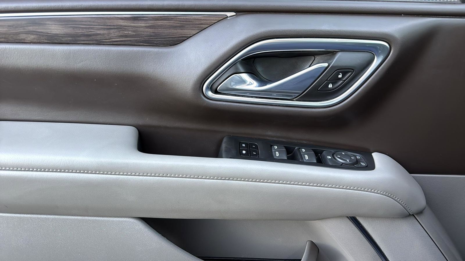 Used Car 2021 Chevrolet Suburban  Lt For Sale Under $35,000 In Austin, Texas