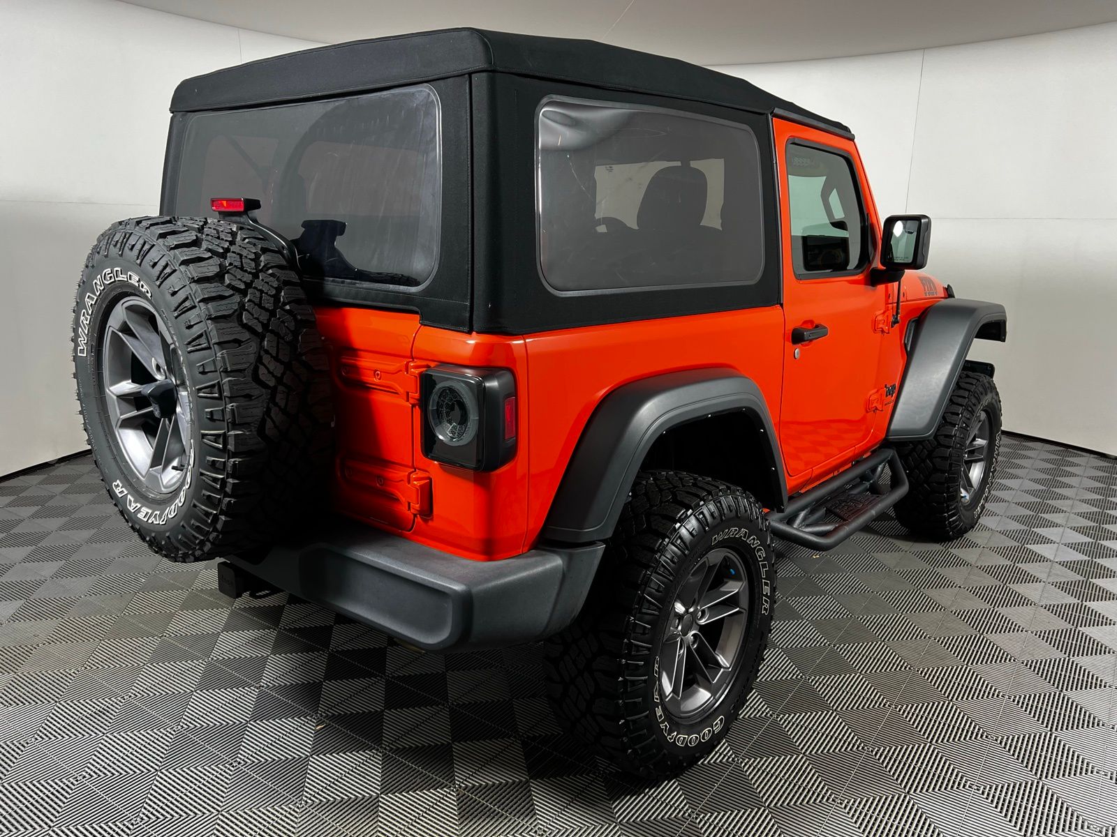 Thumbnail: 2023 Jeep Wrangler - 5