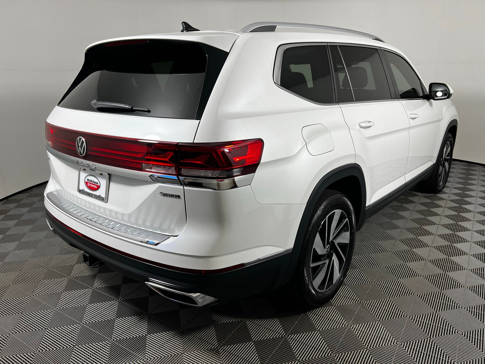 Thumbnail: 2024 Volkswagen Atlas - 5