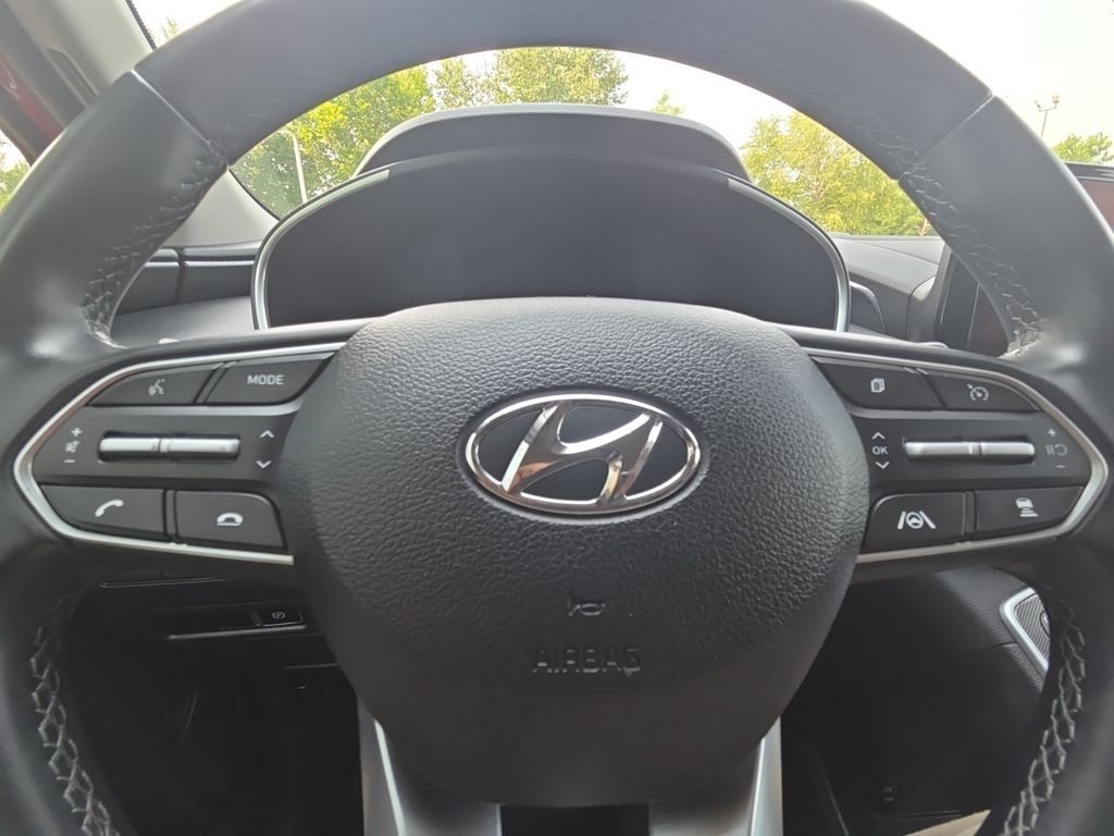 Used 2023 Red Hyundai SEL image 3