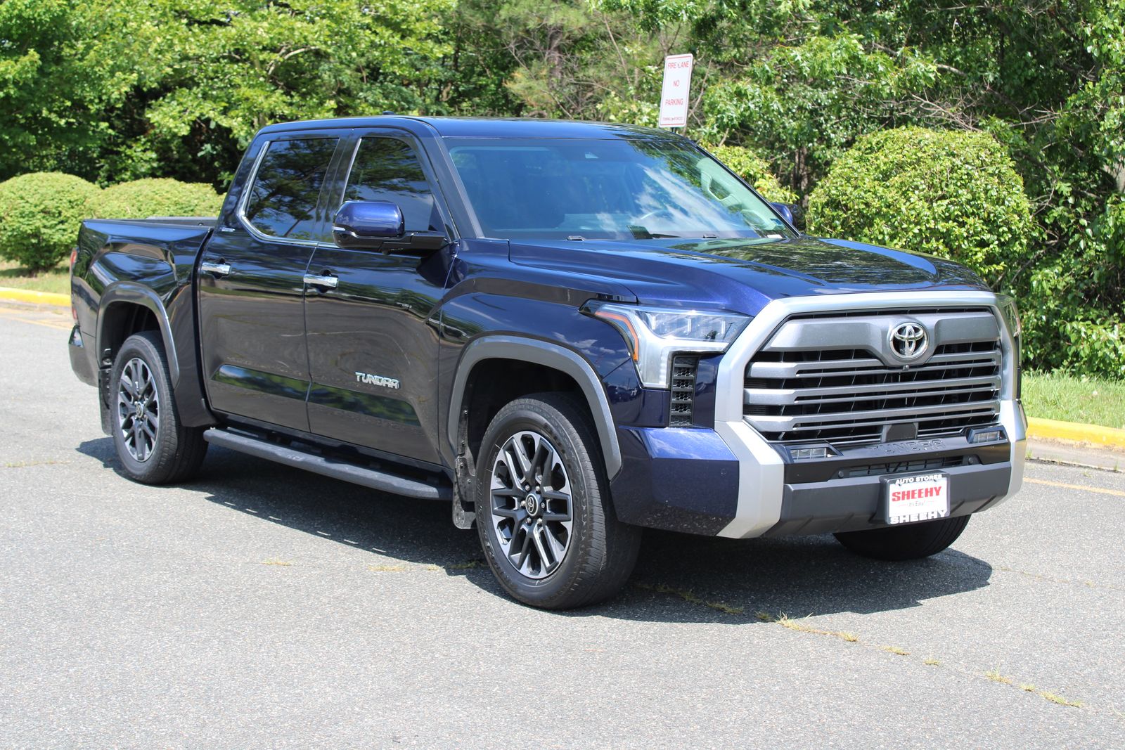 Blueprint 2023 Toyota Tundra Limited CrewMax Cab 4WD Pickup Truck Four-Wheel Drive Automatic