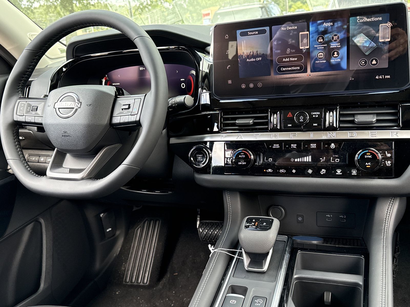 New 2026 Black Nissan Platinum image 3