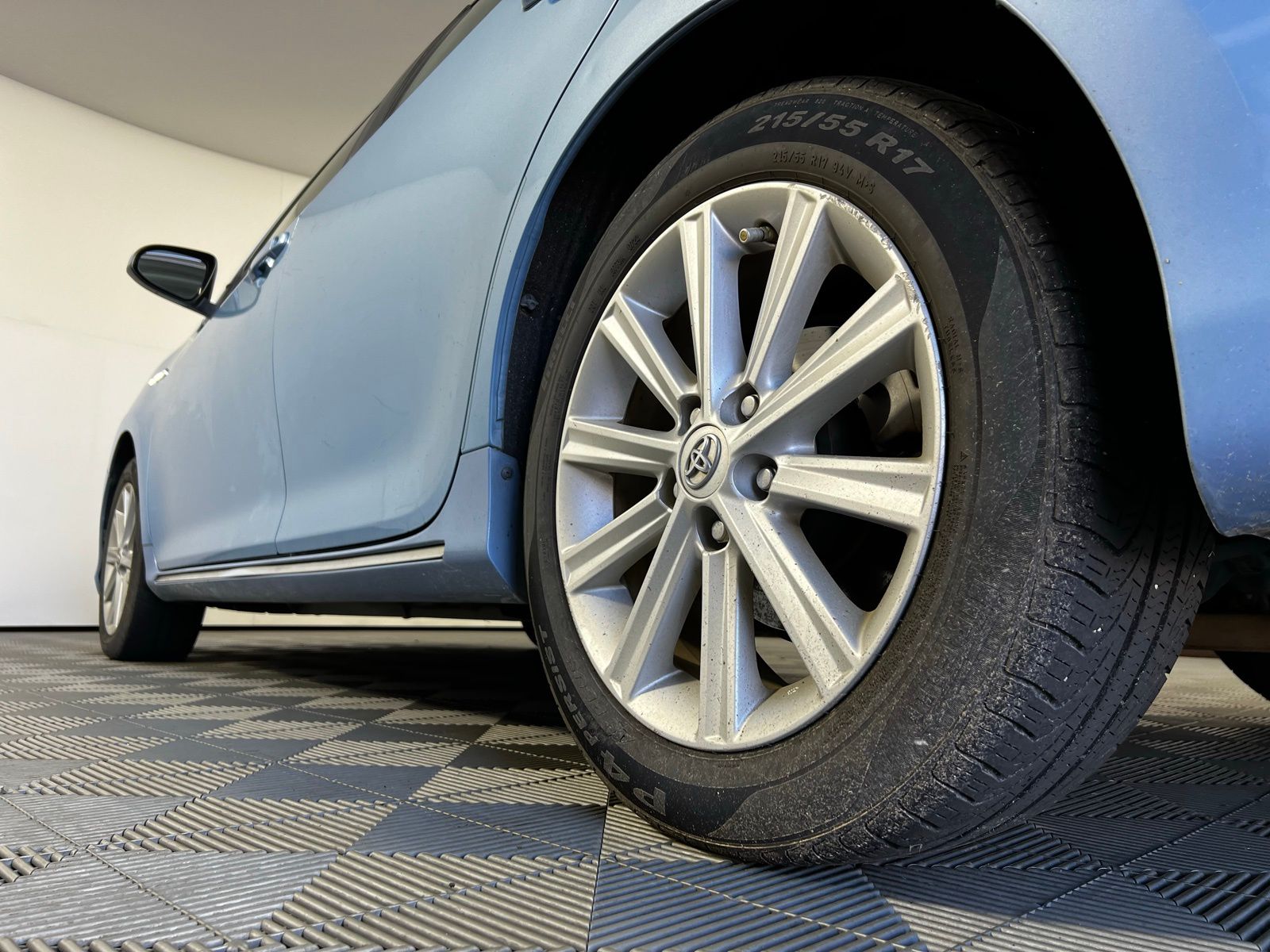 Thumbnail: 2014 Toyota Camry - 9