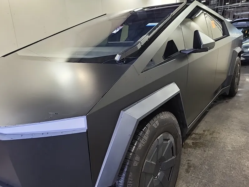 Silver 2025 Tesla Cybertruck Crew Cab AWD Pickup Truck All-Wheel Drive 1-Speed Automatic
