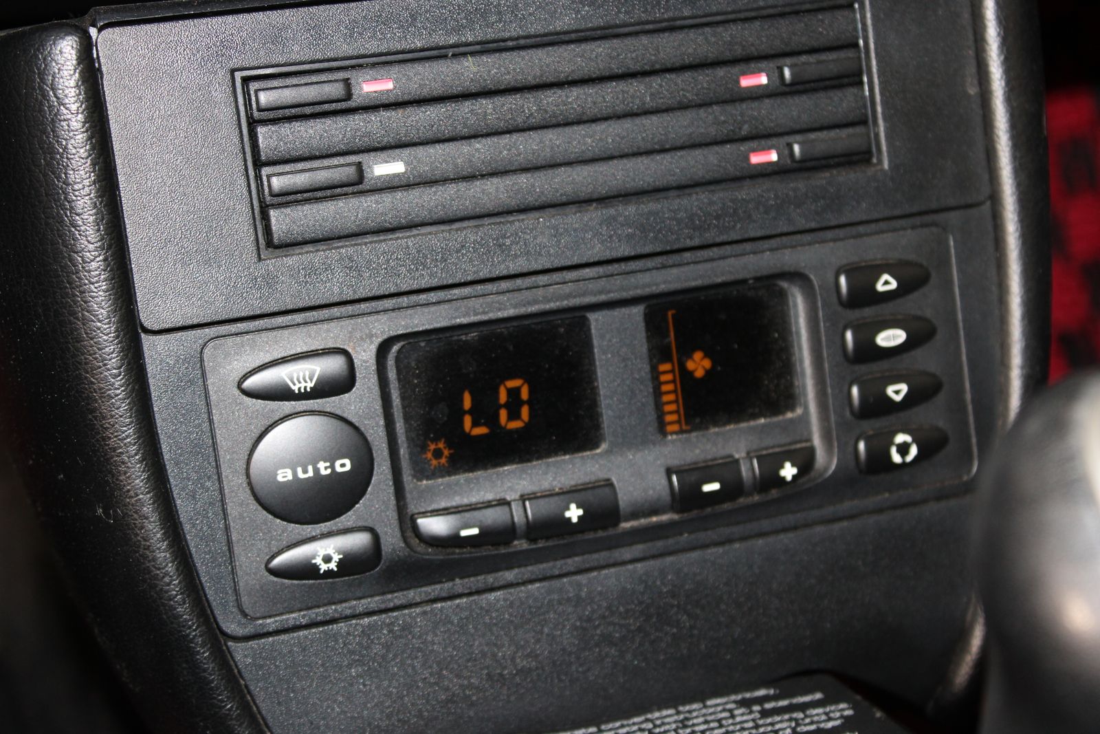 Used 2002 Red Porsche  image 21