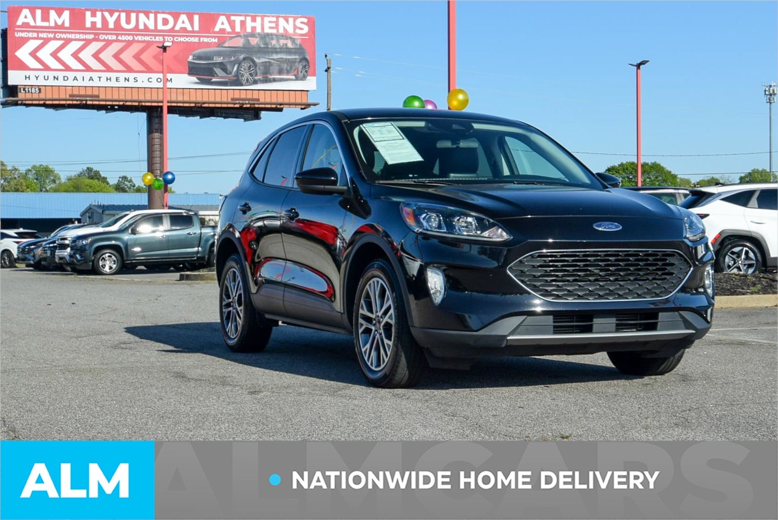 2022 Ford Escape SEL photo 4