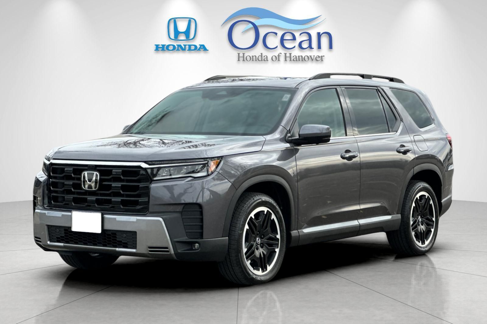 Gray (Modern Steel Metallic) 2026 Honda Pilot Touring AWD SUV / Crossover All-Wheel Drive Automatic