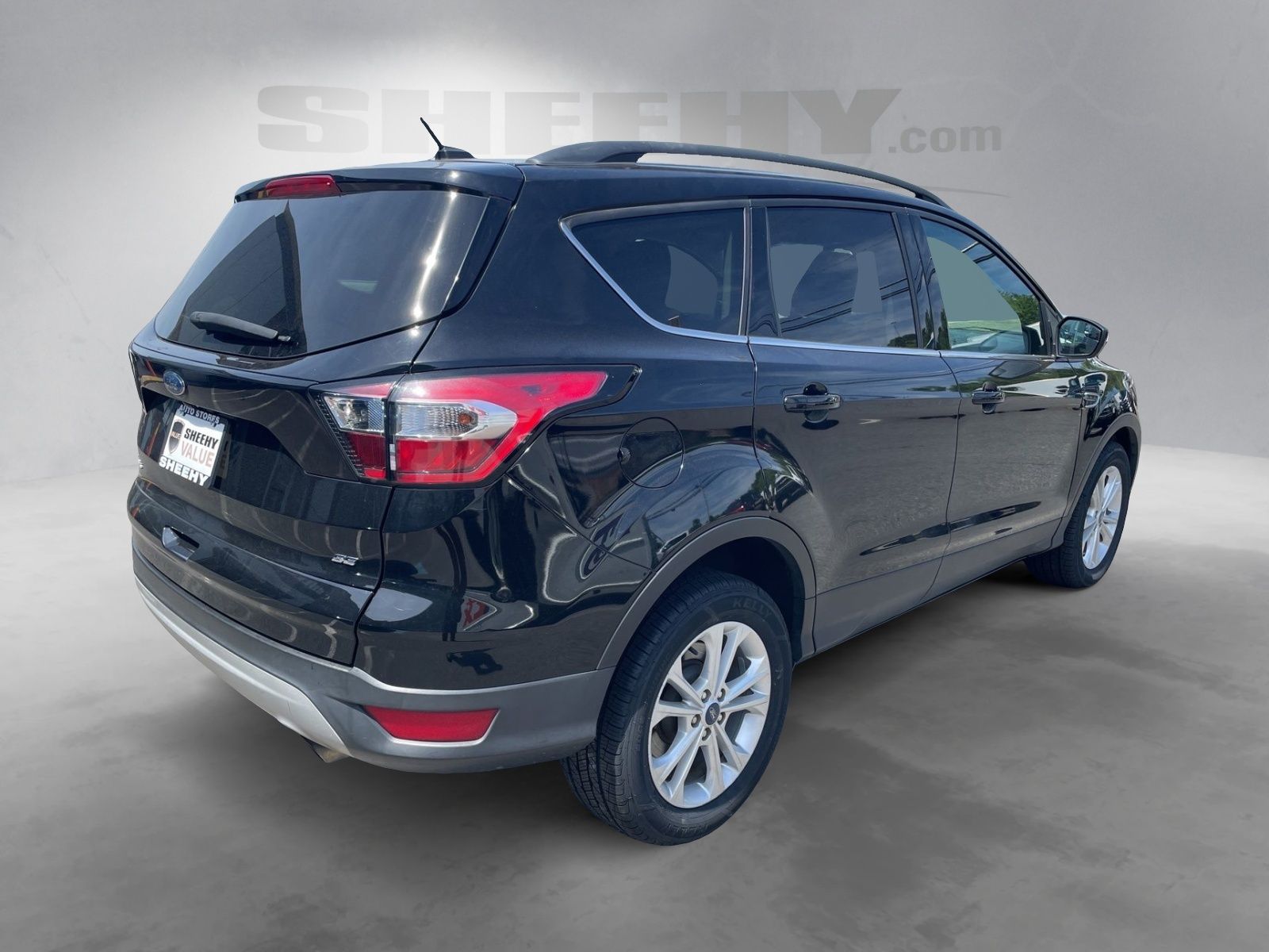 Certified Used 2018 Shadow Black Ford SE image 4