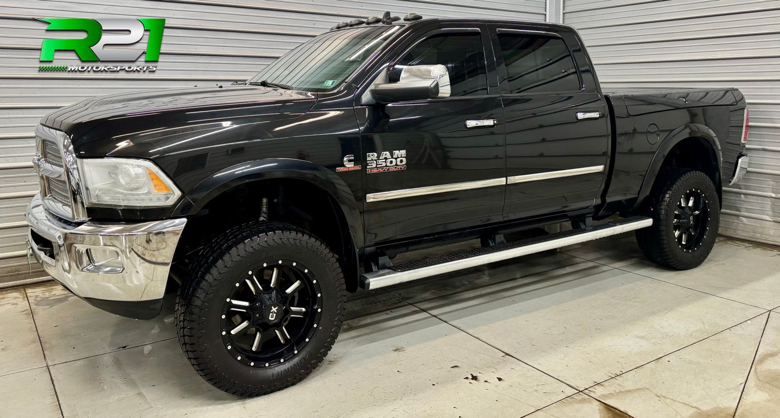 2015 RAM 3500 Laramie Longhorn Crew Cab 4WD