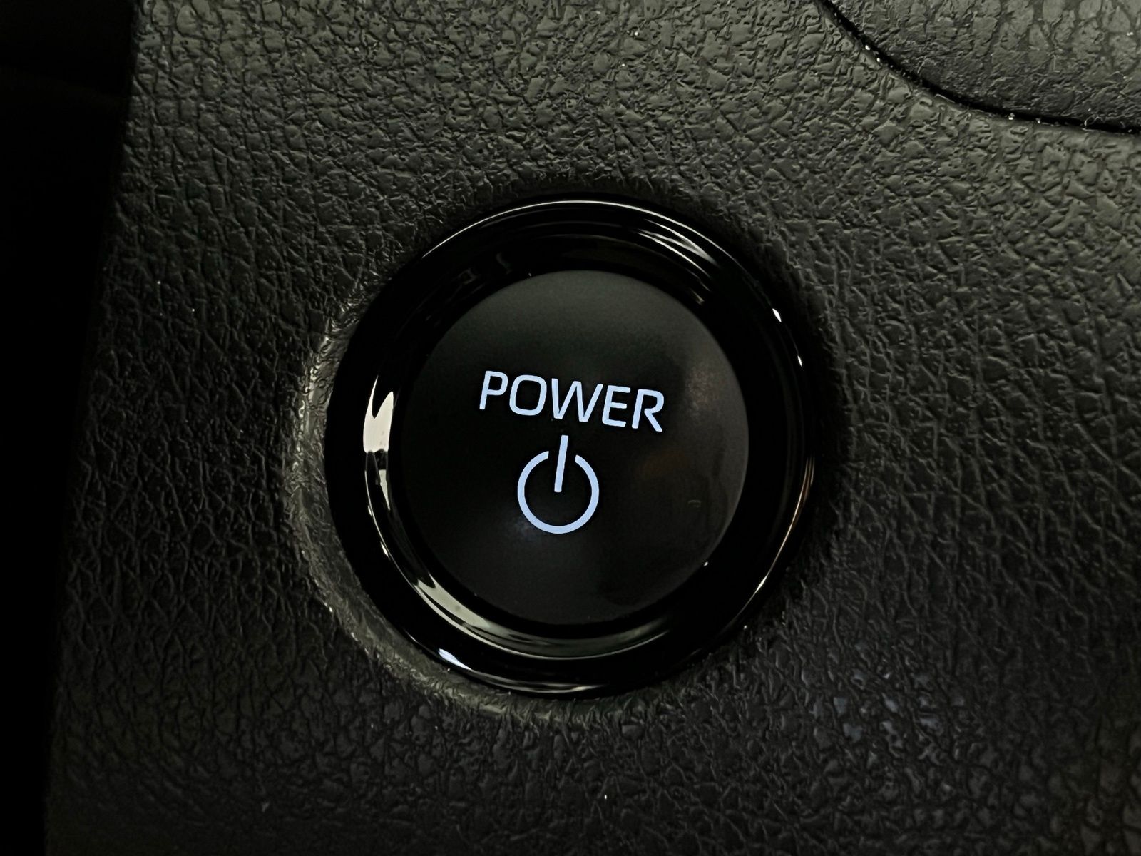 Thumbnail: 2025 Toyota Camry - 20