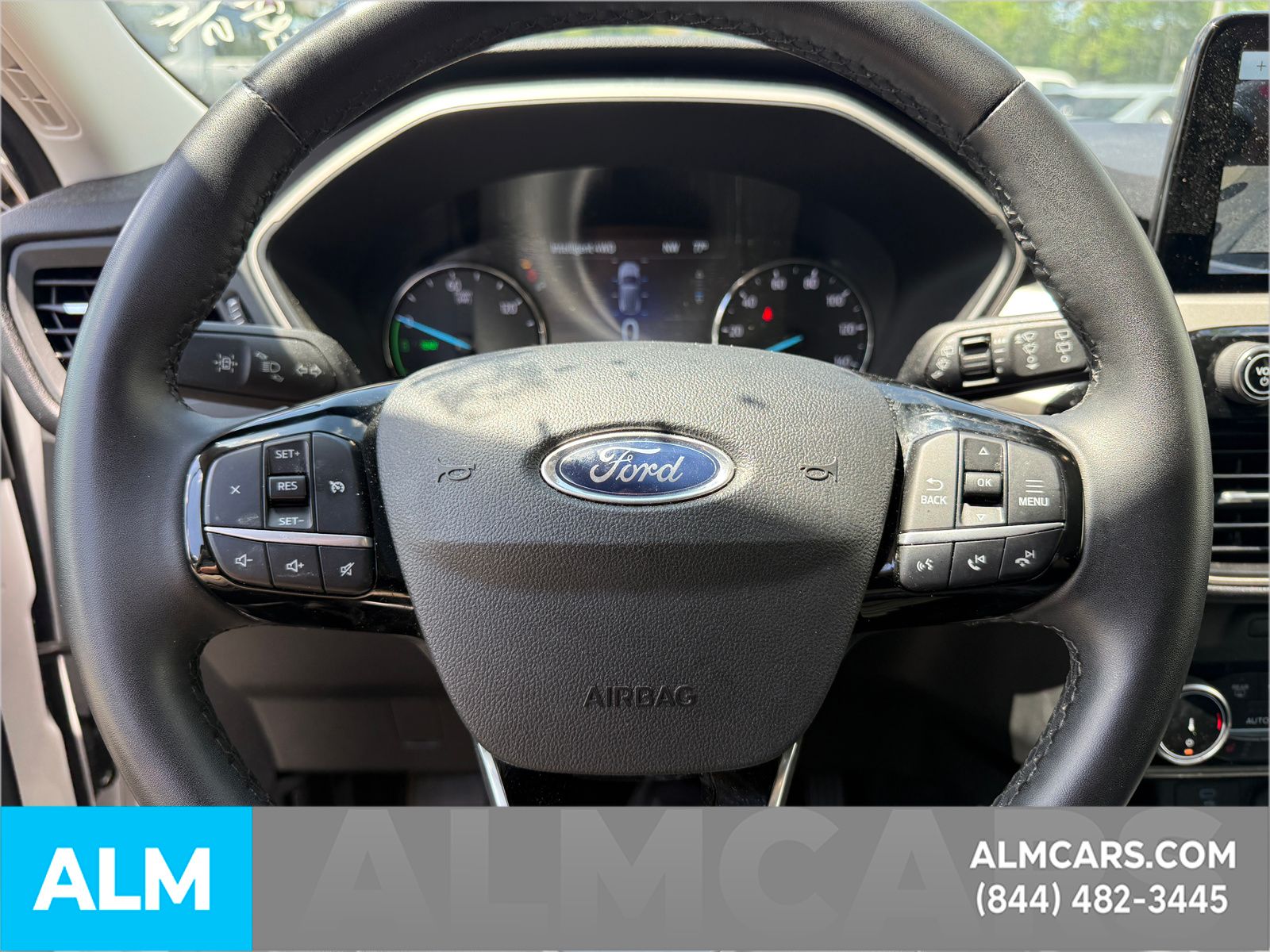 Used 2022 Oxford White Ford SEL image 22