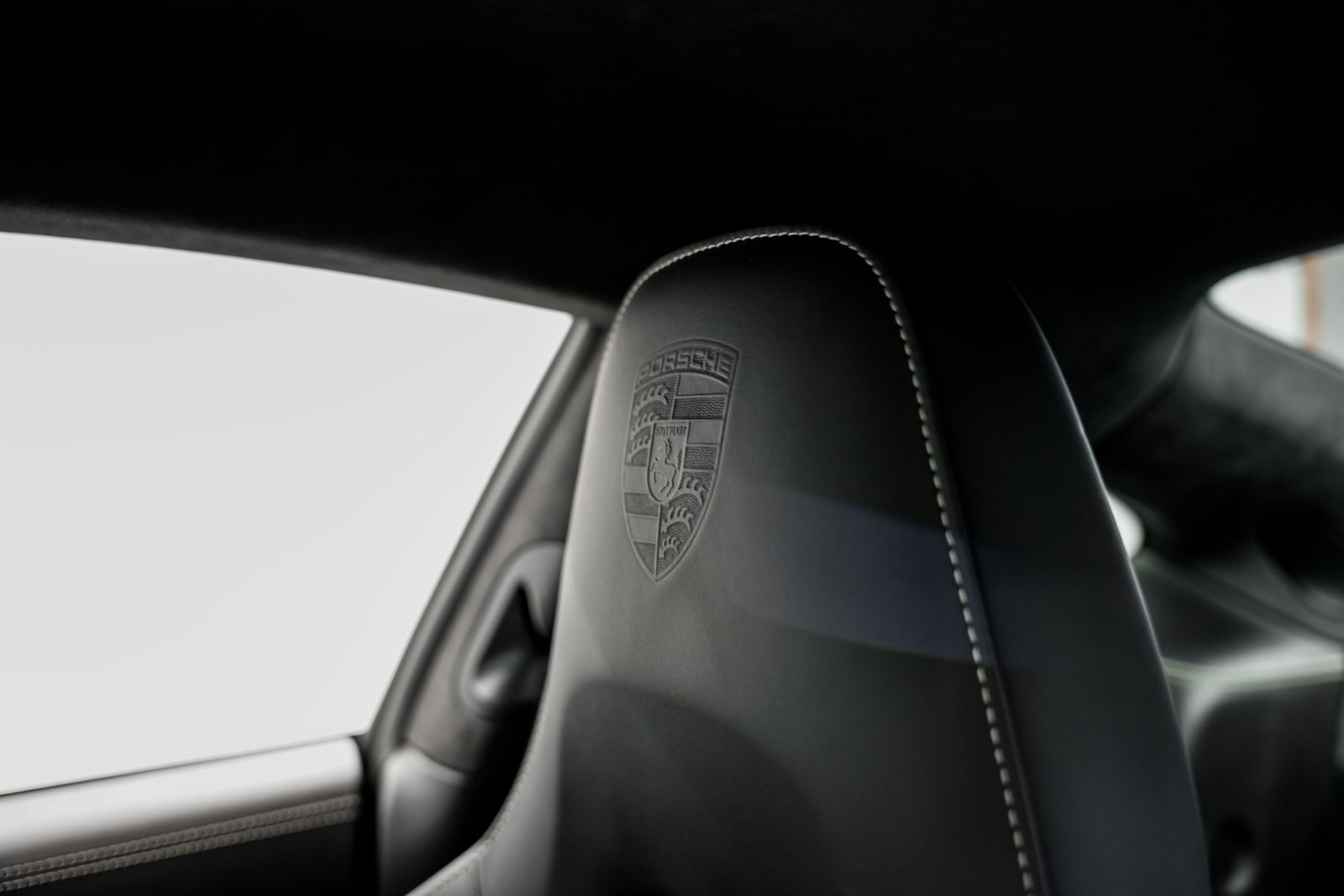 2019 Porsche 911 GT3 — photo 17