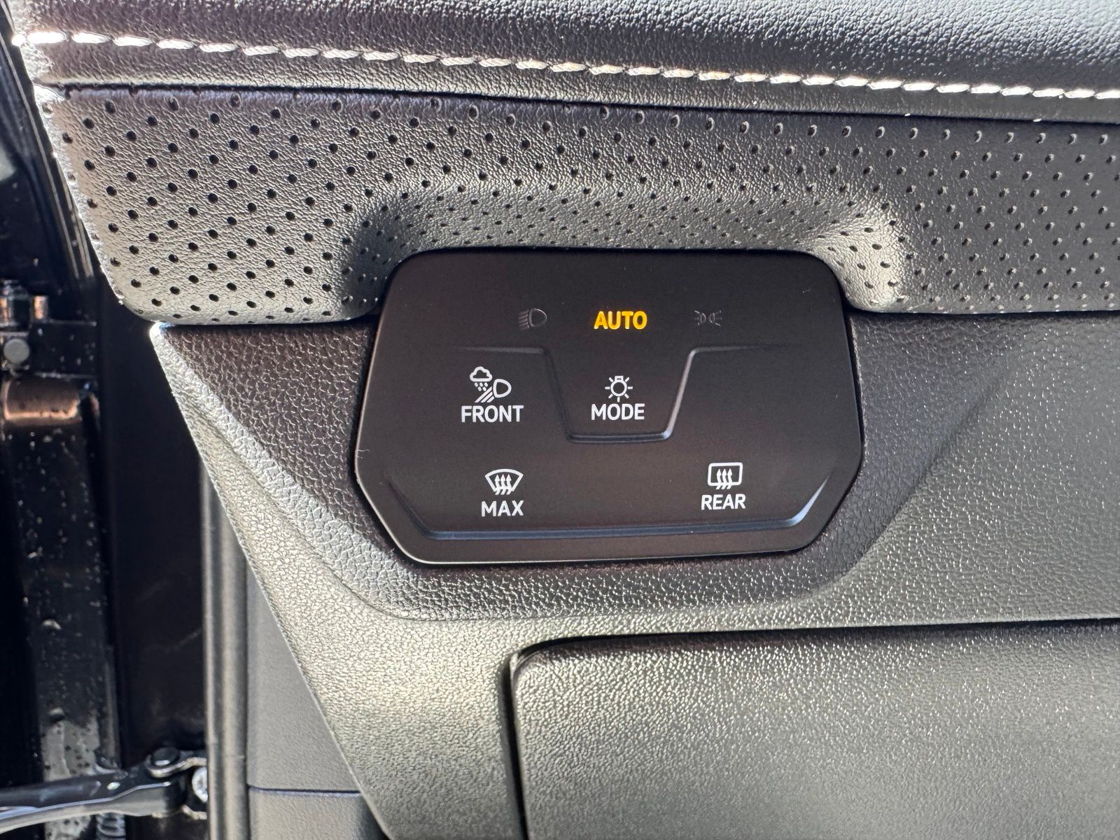 Used 2025 Volkswagen Atlas Cross Sport SUV