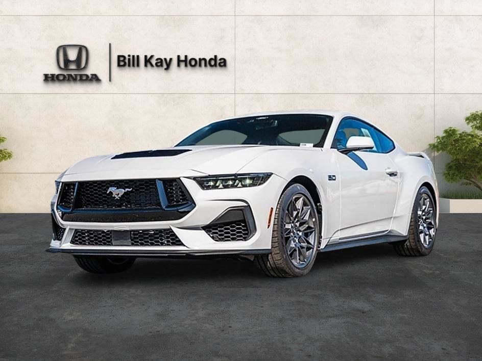 Oxford White 2025 Ford Mustang Coupe Rear-Wheel Drive Automatic