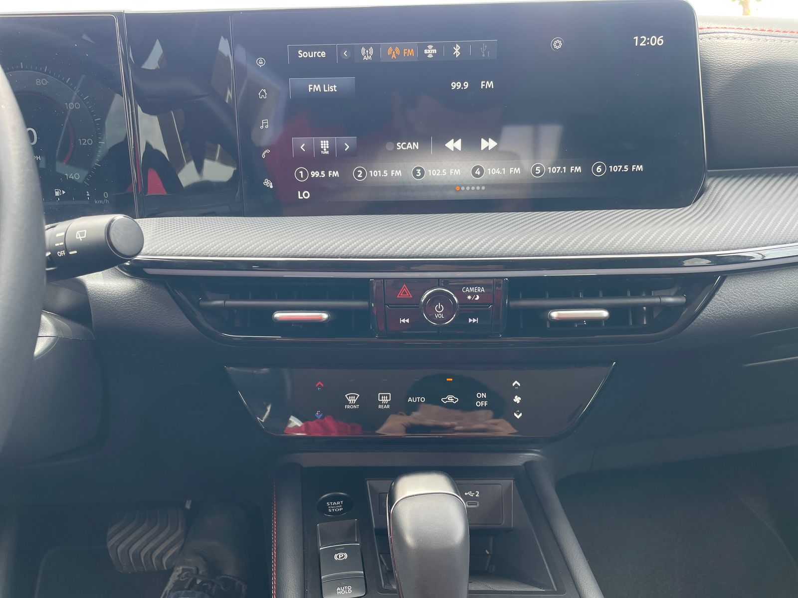 Used 2025 Red Nissan SR image 14