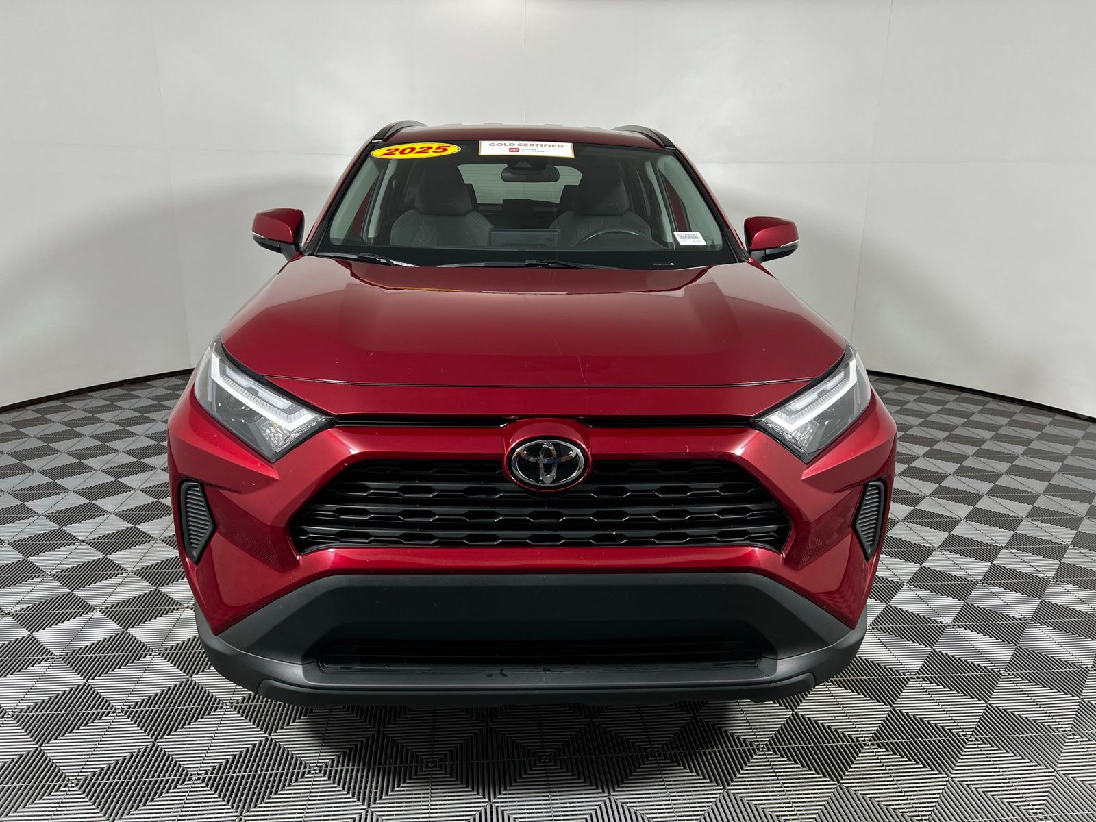 Thumbnail: 2025 Toyota RAV4 - 2