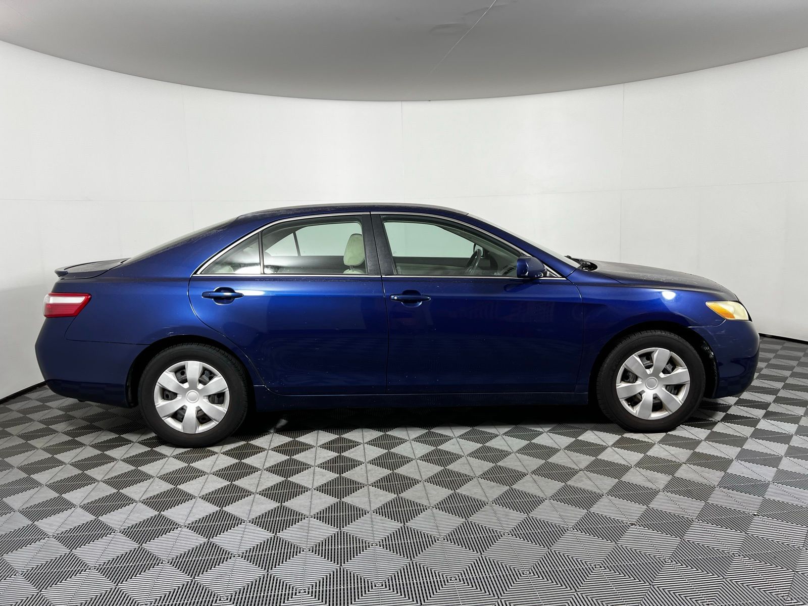 Thumbnail: 2009 Toyota Camry - 4