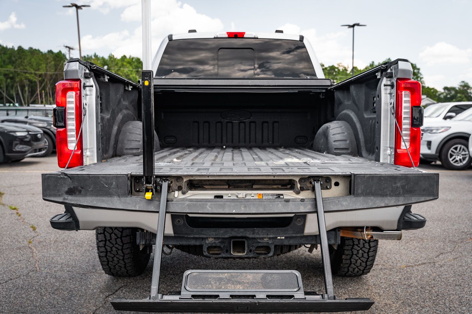 Used 2024 Ford F-350SD Truck