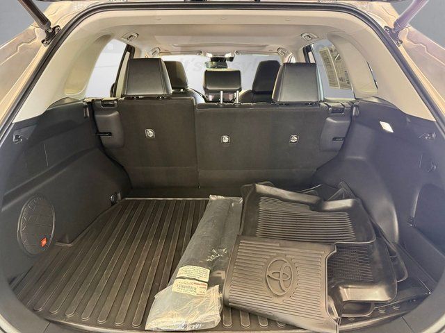 Used 2023 Silver Toyota XLE Premium image 28