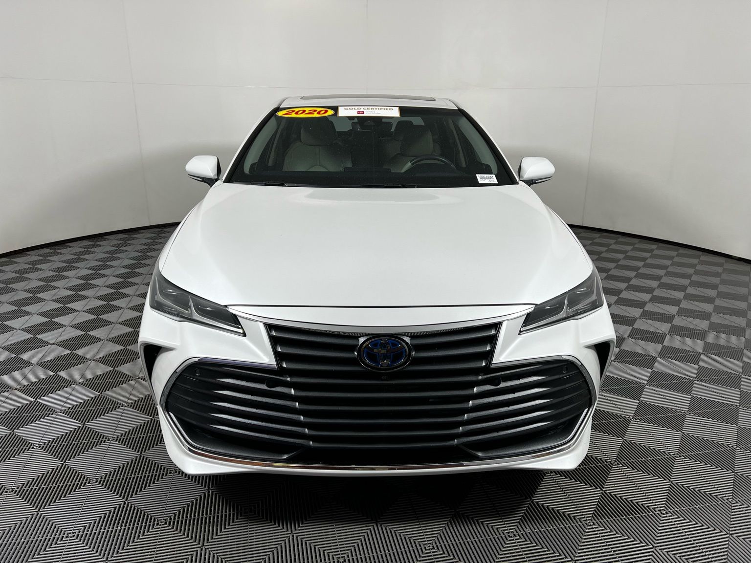 Thumbnail: 2020 Toyota Avalon - 2