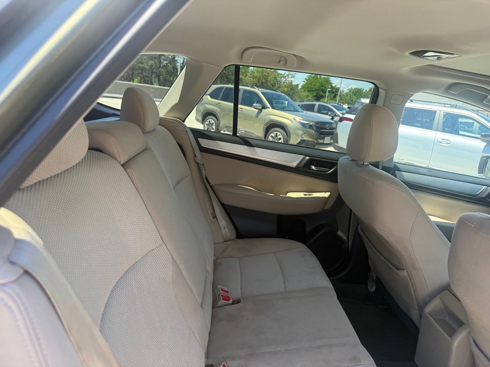 Used 2017 Green Subaru 2.5i Premium image 6