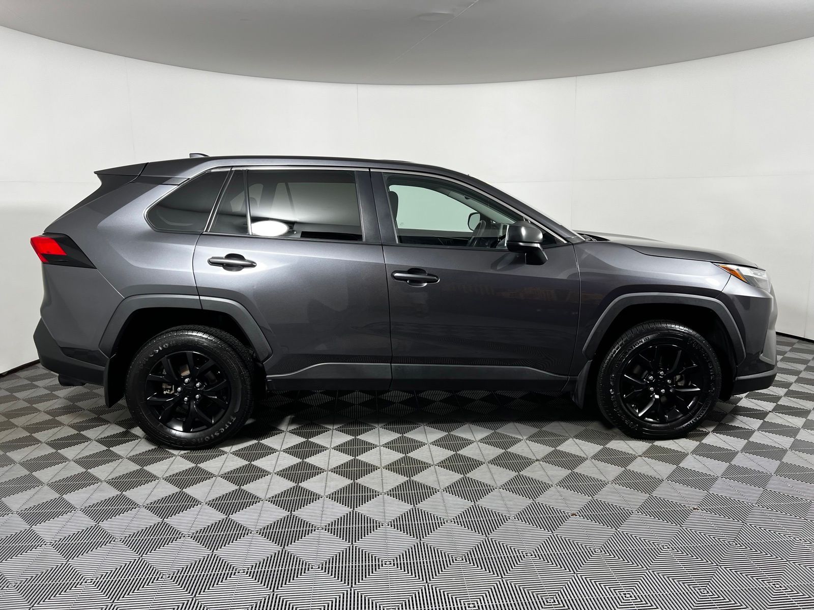 Thumbnail: 2023 Toyota RAV4 - 4