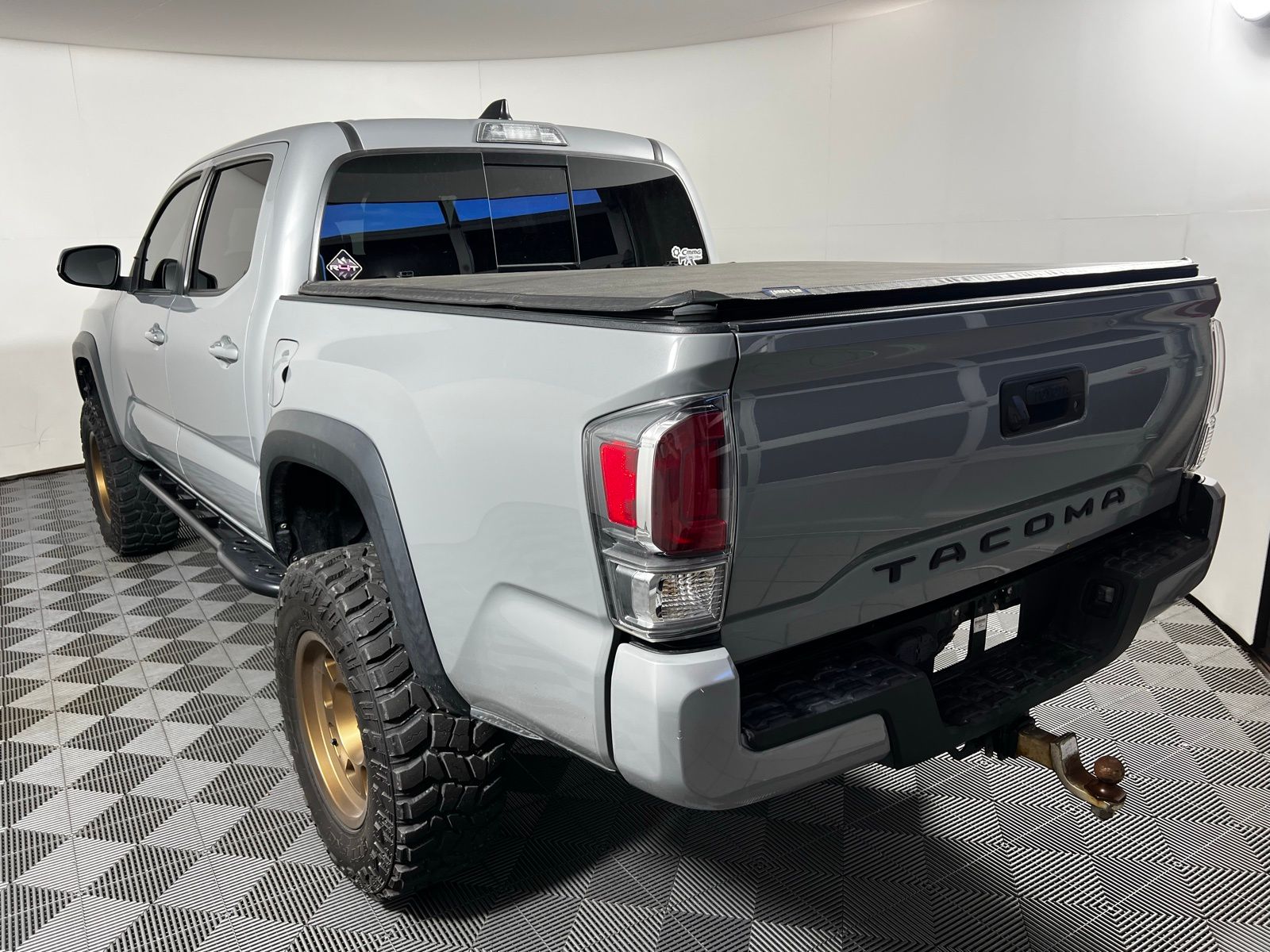 Thumbnail: 2020 Toyota Tacoma - 7