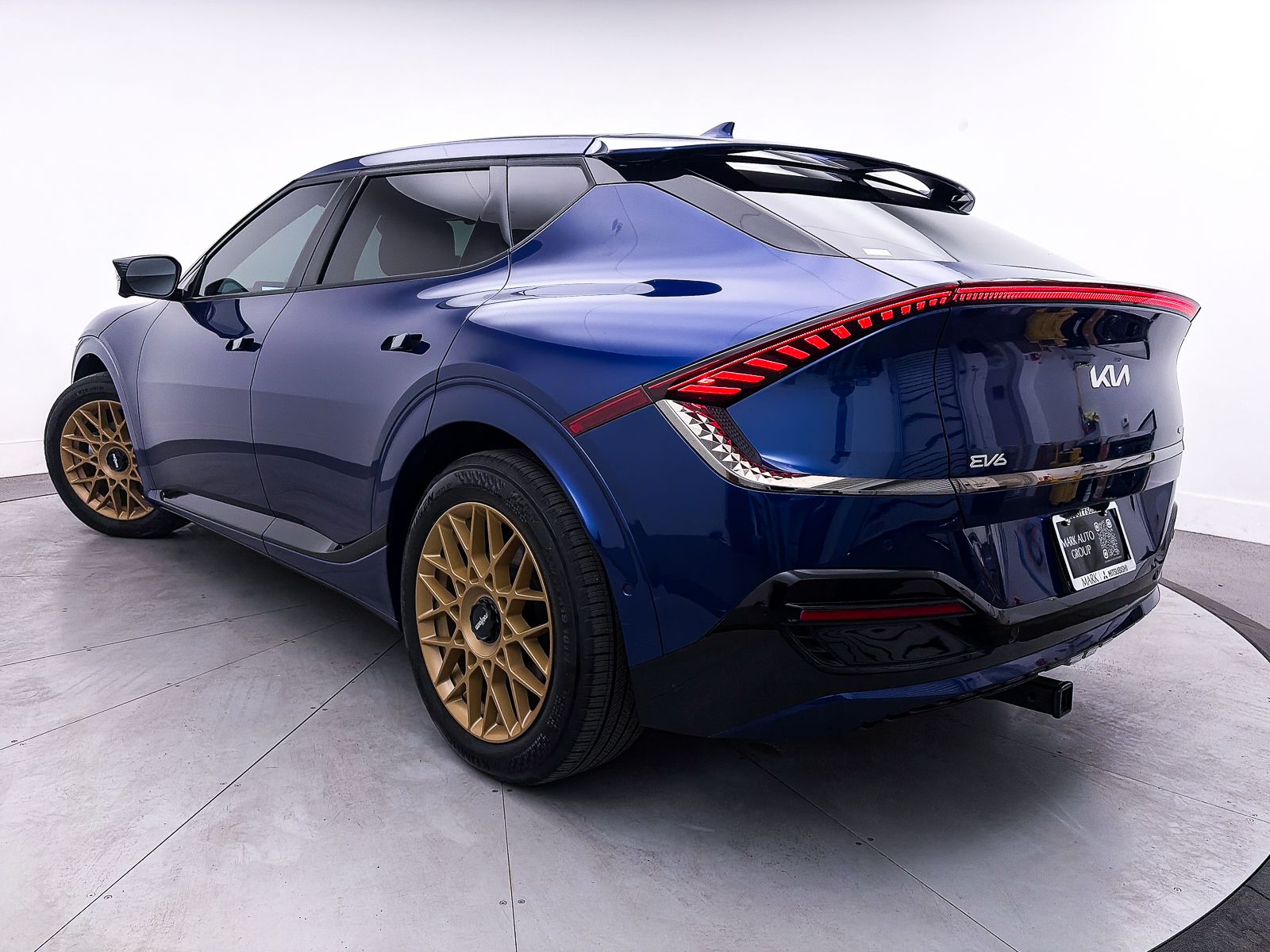 Used 2023 Kia EV6 GT-Line with VIN KNDC44LA5P5092152 for sale in Scottsdale, AZ