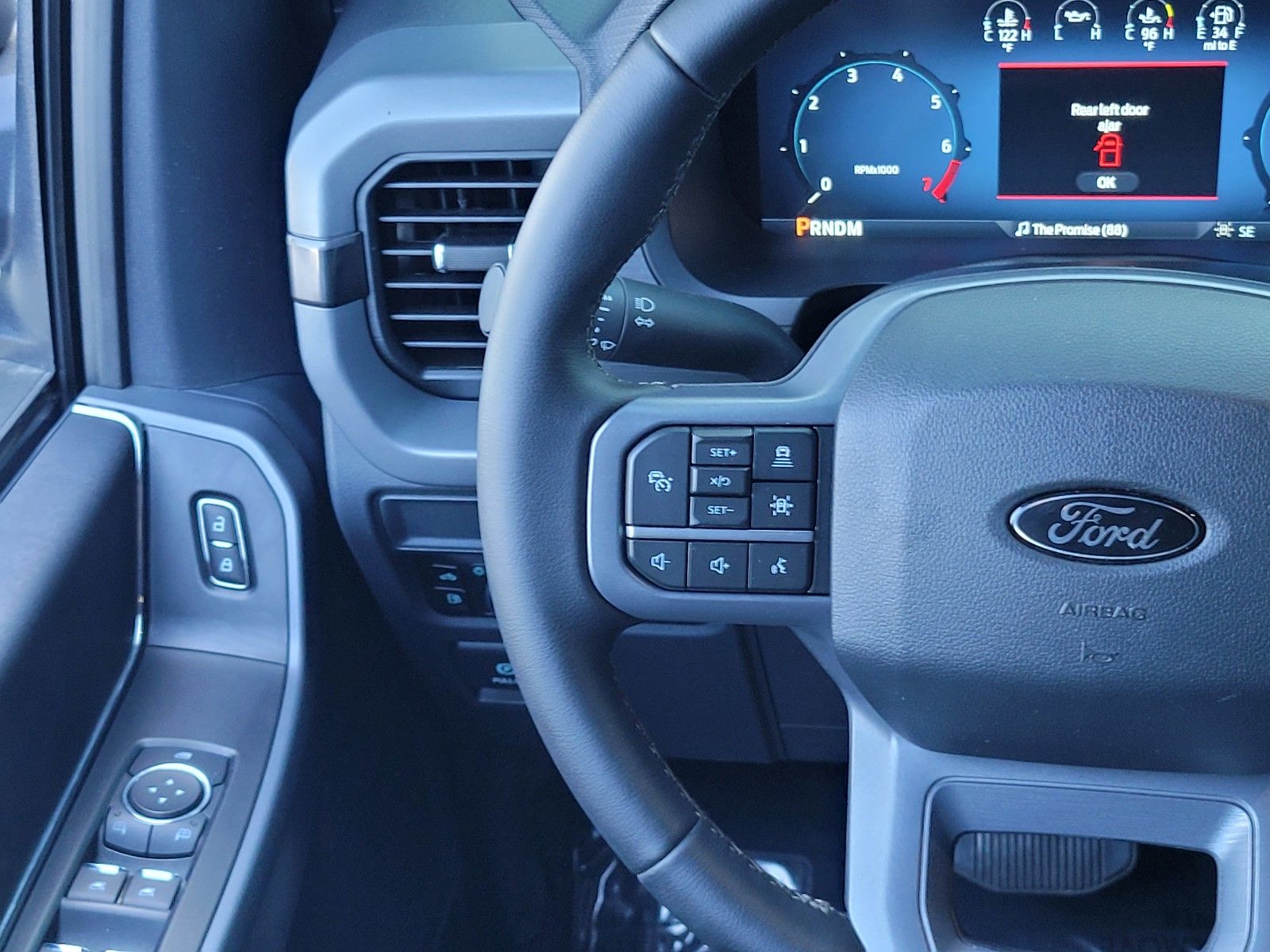 Used 2025 Black Ford XLT image 13