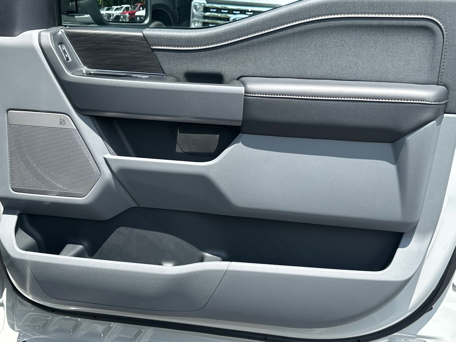 New 2026 Avalanche Ford Lariat® image 16